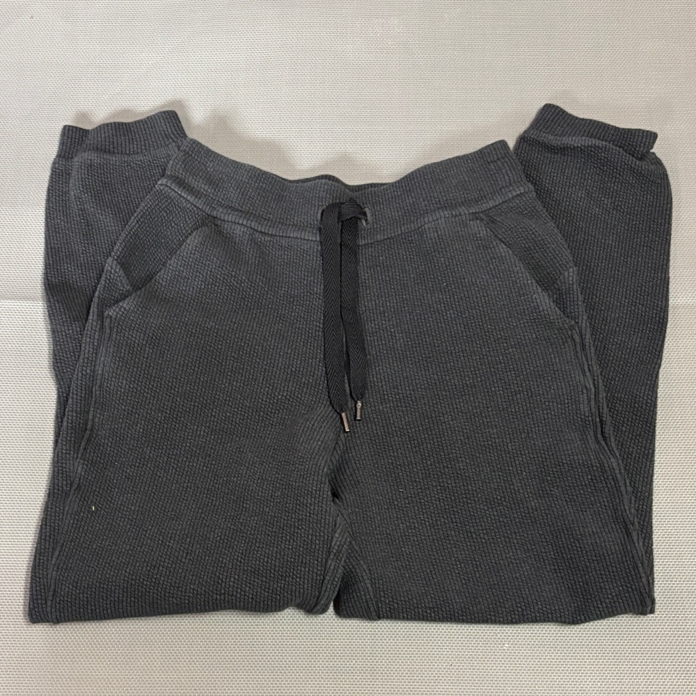 lululemon athletica Charcoal wms sz 2 Joggers